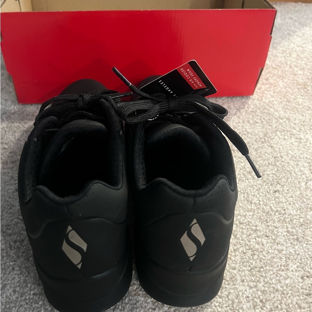 Skechers All-Black Sneakers - Picture 2 of 4